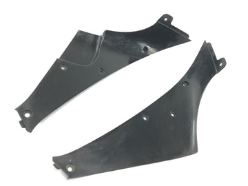 Yamaha YZF R1 RN09 [2002] - Innvendig kledning sidekledning venstre og høyre