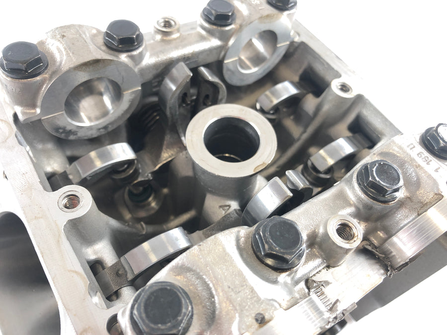 Ducati 1098 S H7 [2007] - Sylinderhode foran sylinder