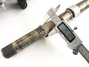 Triumph Sprint 955i RS T695 [2001] - Fork Telegabel med Axis - 0