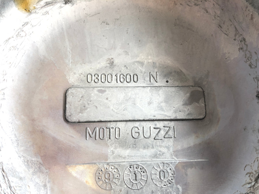 Moto Guzzi V11 [2001] - Generator dekker motorlokk