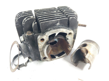 Yamaha Rd 250 350 - Type 351 352 - Sylinder med stempler - 0