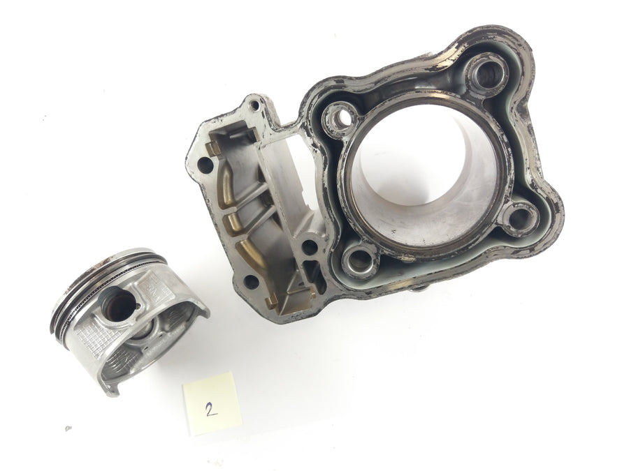 Honda Africa Twin XRV 650 RD03 [1989] - Sylinder med stempel