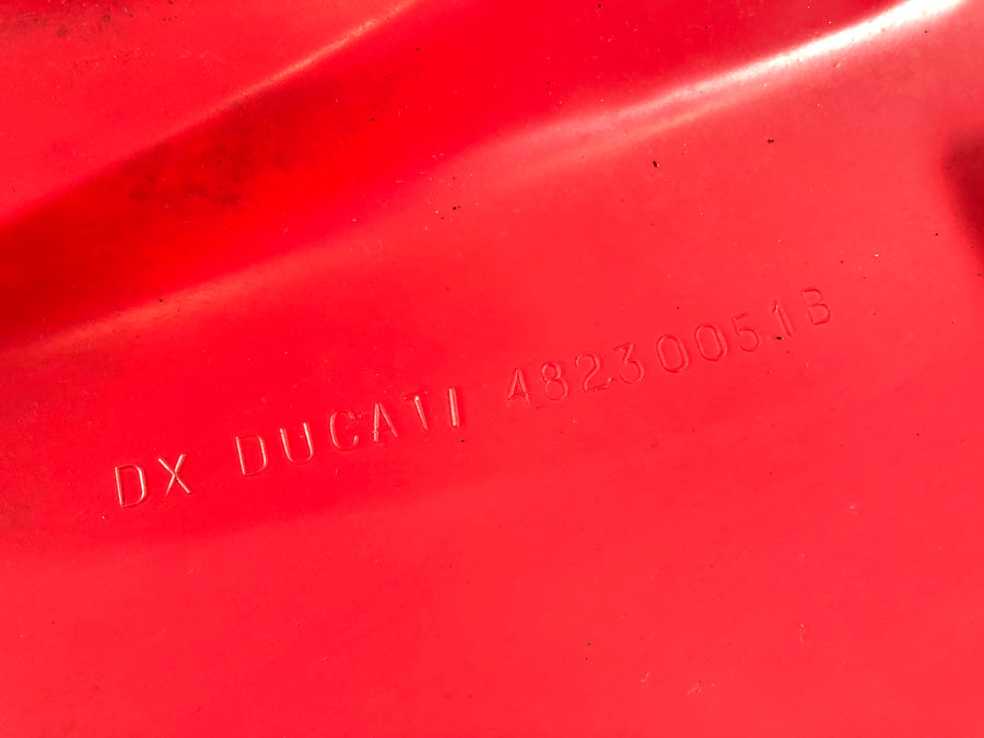 Ducati 888 Strada [1993] - Bakre kledning til høyre kledning