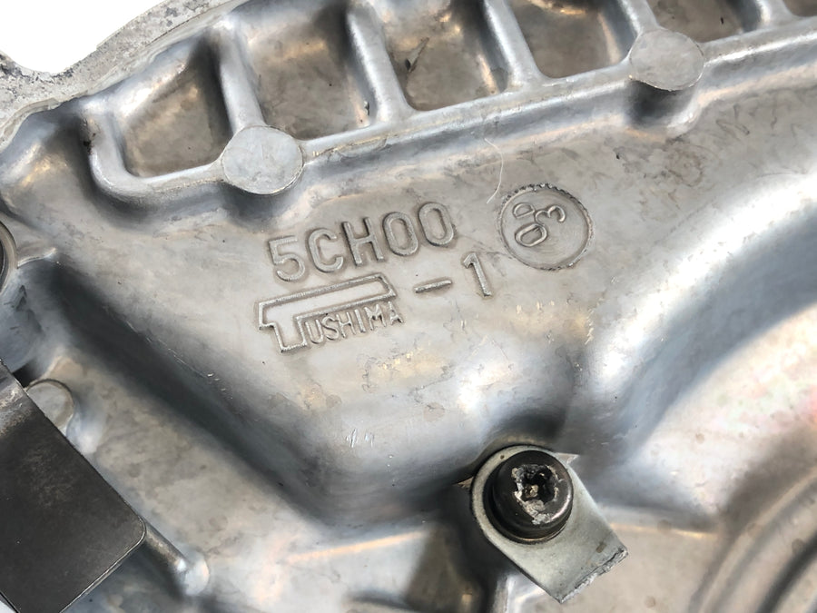 Yamaha TT 600 R DJ01 [2000] - Generatordeksel motordeksel sett fra siden