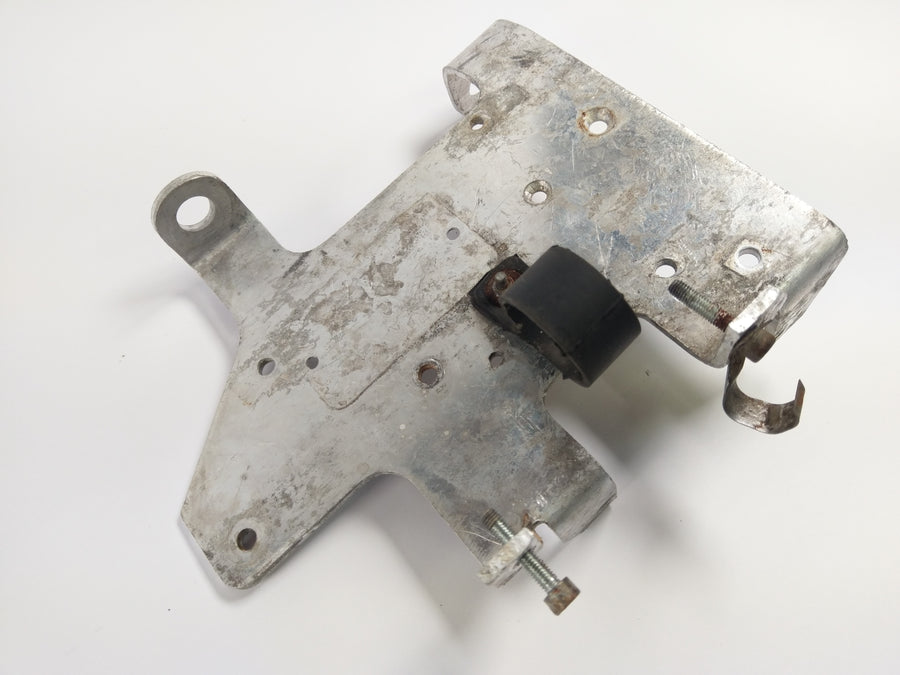 Ducati Pantah - Cagiva Alazzurra - Holderinnehaver Innspilling Carrier Plate