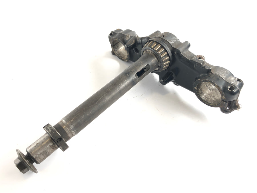 Suzuki DR 600 SN41A [1986] - Fork Bridge nedenfor
