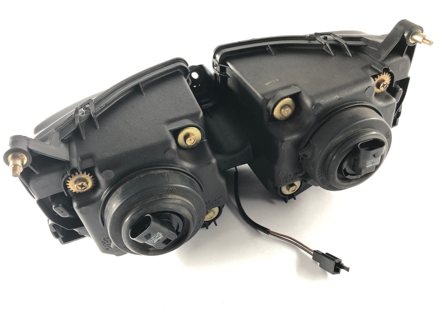 Suzuki Bandit GSF 1200 S WVA9 [2001] - frontlykter