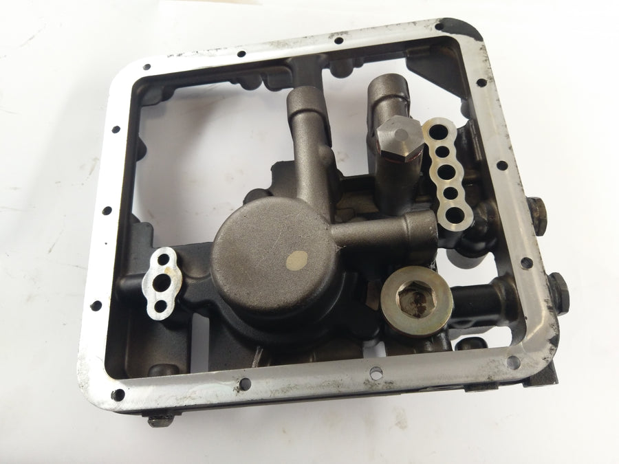 Moto Guzzi Stelvio 1200 4V [2008] - Adapter oljepanne mellom dekselet