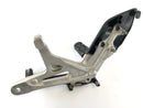 Husqvarna 701 Vitpilen [2018] - Driverens fotran rett med holder og bremsepedal-5