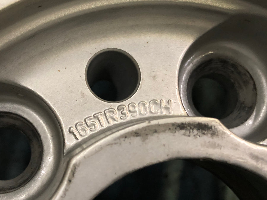 BMW M 535i E28 [1986] - Reserverad erstatningshjul lemmerz