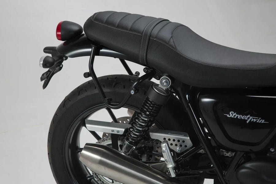 Triumph Street Twin 900 [SW-MOTECH] – Legend sidebag system LC sett forfra