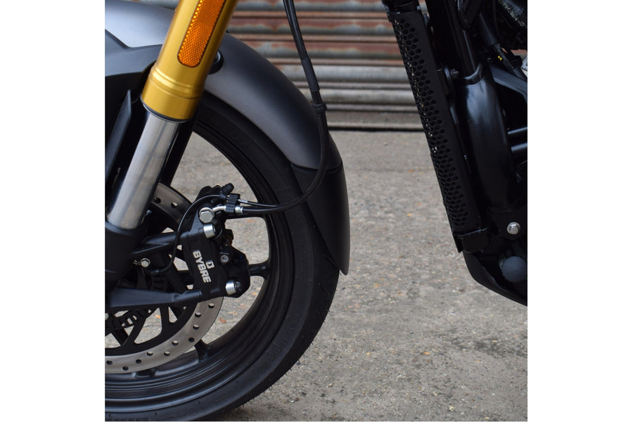 TRIUMPH SPEED 400 [2025] – Frontskjermforlengelse – Svart
