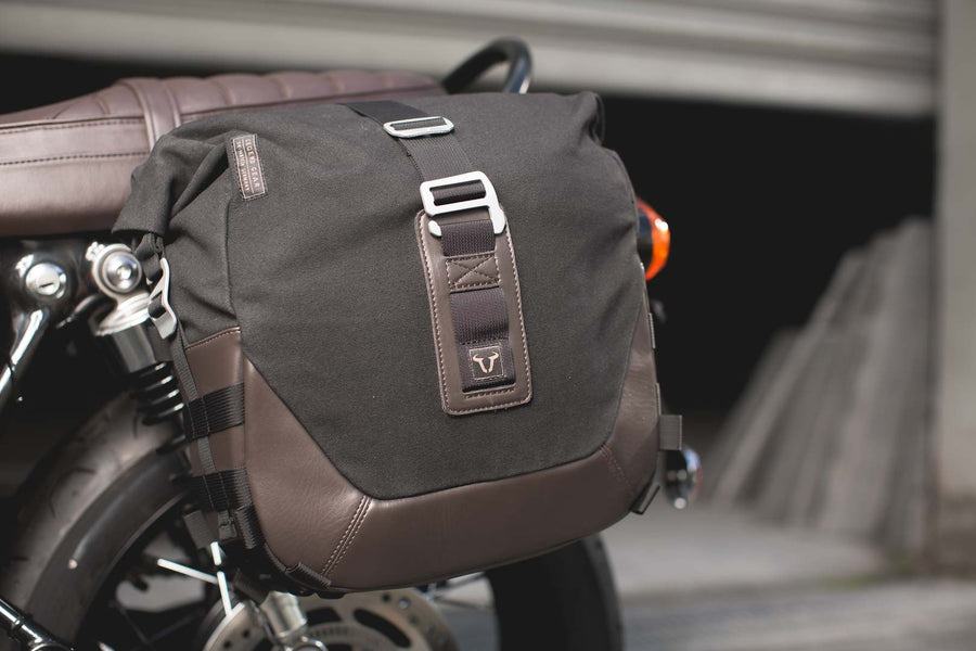 Triumph Bonneville 1200 T 120 Black [2022-2026] - Legend Gear LC2 Seitentaschen-System Brown Edition – Bild 1