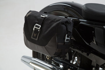 Harley-Davidson XL 883 R Roadster [2009-2015] - Legend Gear sideveskesystem LC Black Edition – bilde 2