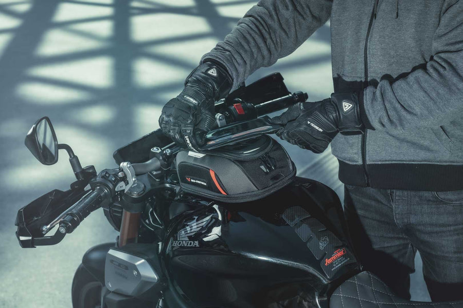 [SW-MOTECH] - Smartphone Drybag für MOLLE-Aufsatz – Bild 5