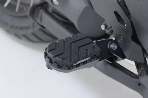 CFMOTO 800 MT-X [2025-2026] - ION Fußrasten-Kit, Ausführung FRS.10.011.10000/B – Bild 5