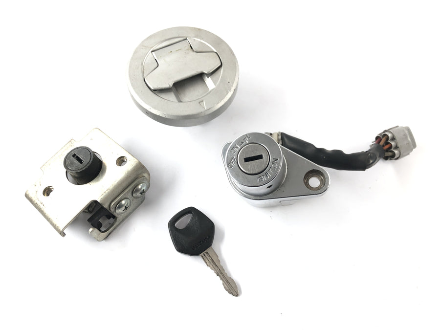 Suzuki VZ 1500 WVCU [2011] - Låssett tenningslås låsesystem tanklokksett