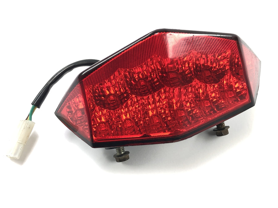 SWM RS 125 R B2 [2020] - Baklys bremselys LED baklys baklykt bak
