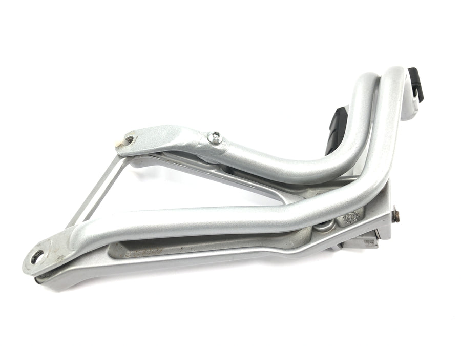 BMW R 1100 S R2S [2000] - passasjer fotstøtte med holder på høyre side