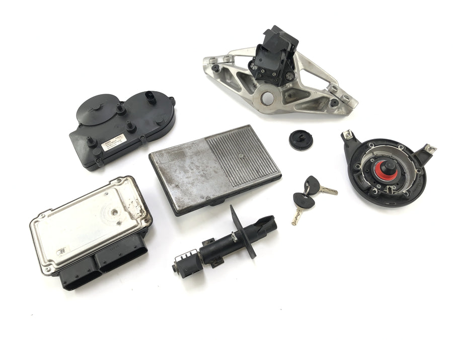 BMW K 1300 R K12s [2014] - Låsesmed Tacho Tank Lock Züdschloss CDI Fork Bridge over