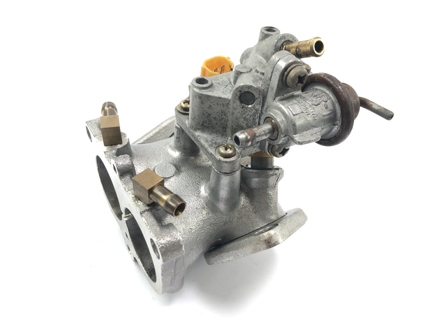 Kawasaki VN 1500 Mean Streak VN50T [2005] - Inntaksmanifold med drivstoffinjektor og drivstofftrykkregulator