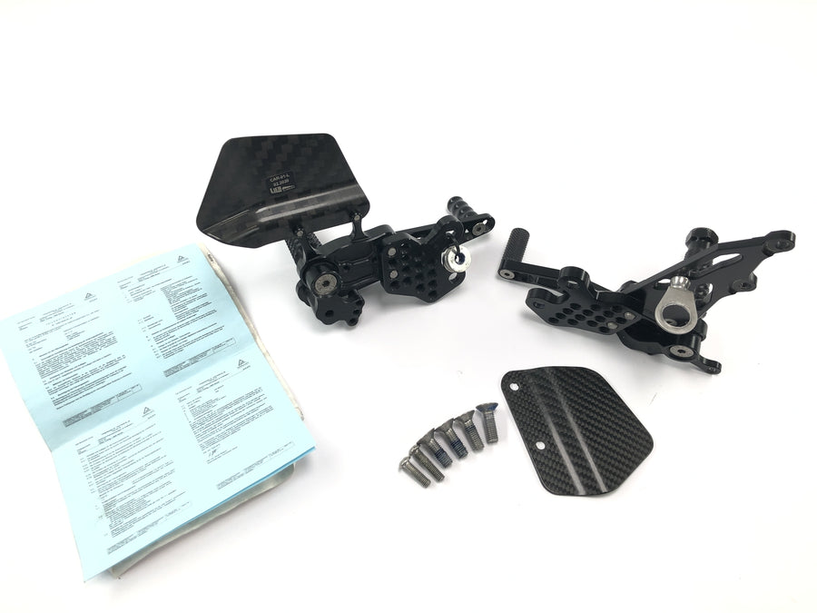 Suzuki GSX R 1000 WVB6 K6 [2006] - Gilles Tooling fotstøttesystem med førerfotstøtterapport