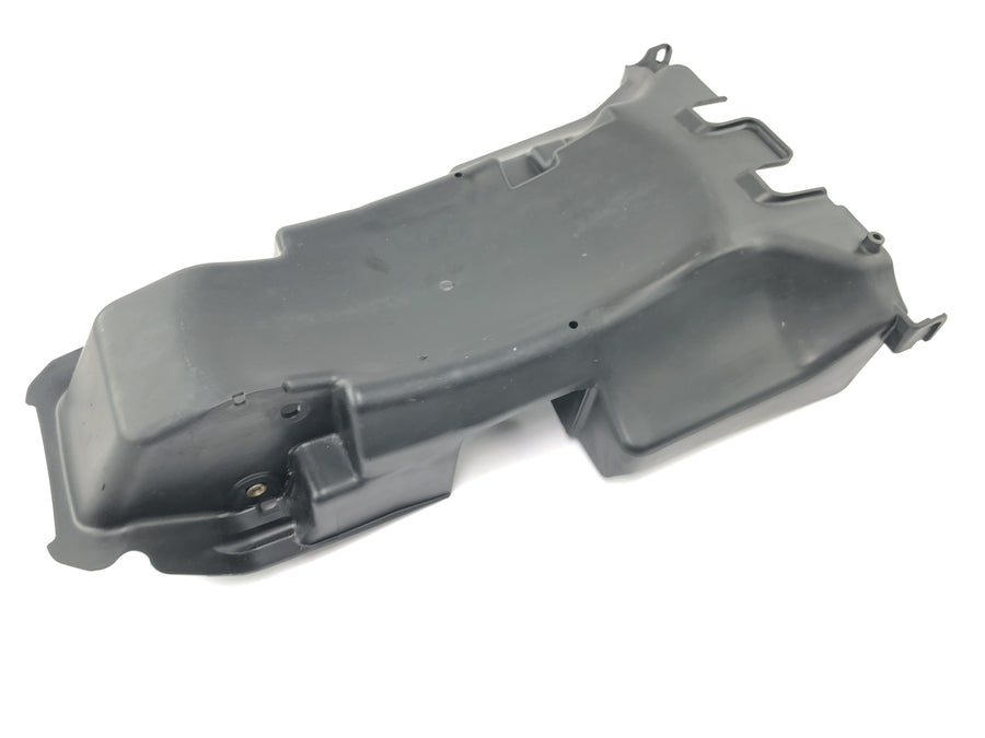 Honda FMX 650 RD12 [2006] - Innerpanelet sprutbeskyttelse bak understrukturen