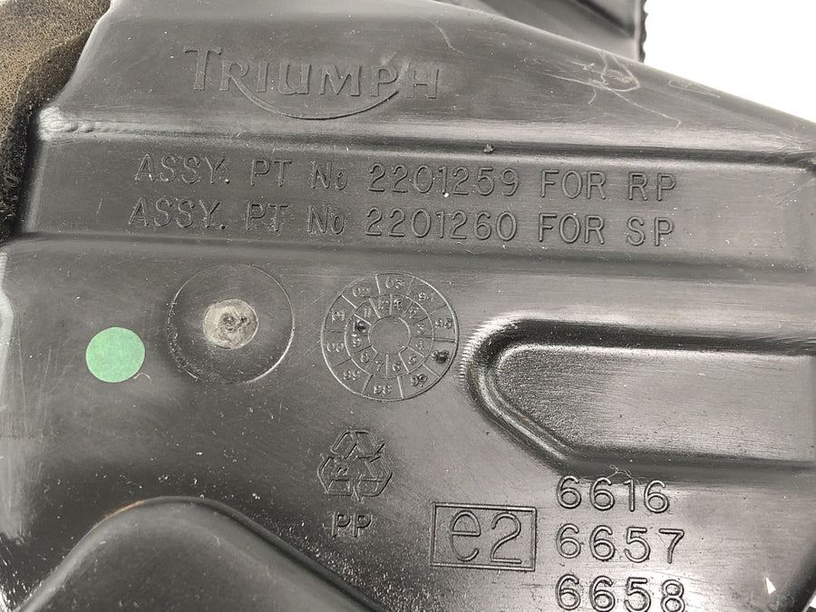 Triumph Speed ​​​​Triple T509 [1998] - Luftfilterboks luftboks
