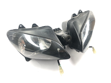 Yamaha YZF R1 RN04 [2001] - Frontlykt foran