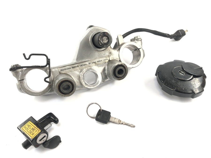 Honda NX 650 RD02 [1989] - Låsesmed Ignition Lock Tank Lock Helmschloss Gabelbrücke ovenfor
