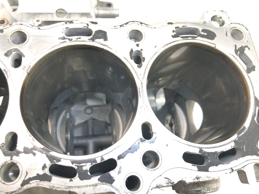 Suzuki GSX R 1000 WVB6 K6 [2006] - Motorblokk veivhus sylinderhus med stempel