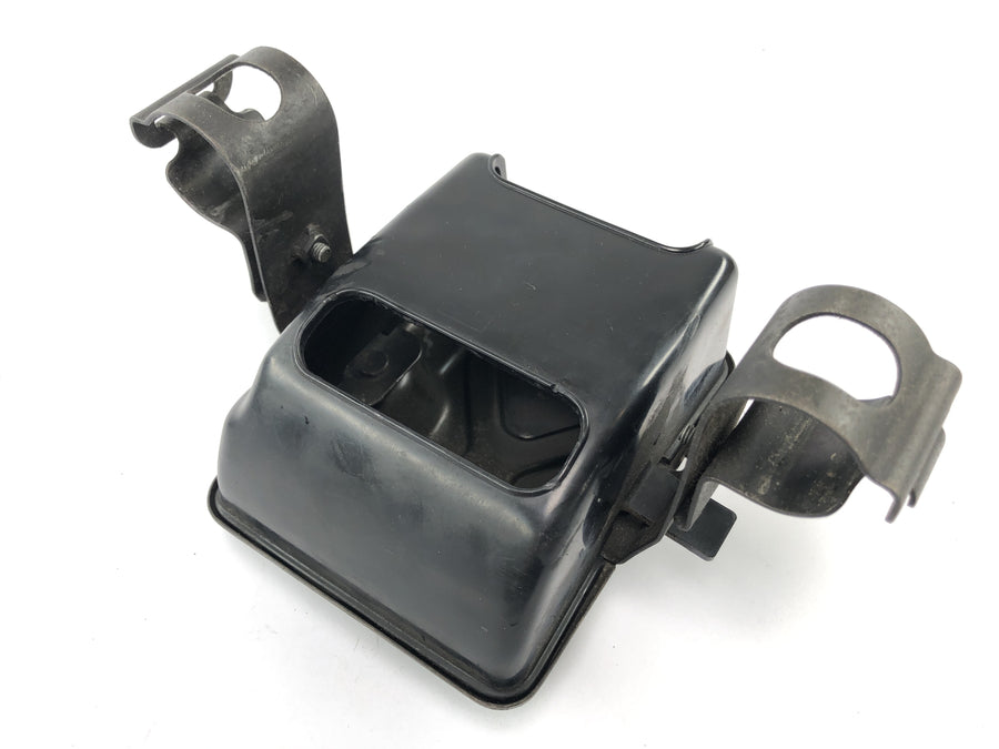 Honda GL 500 Silverwing PC02 [1982] - Batteriboks batterirommer Batterieier