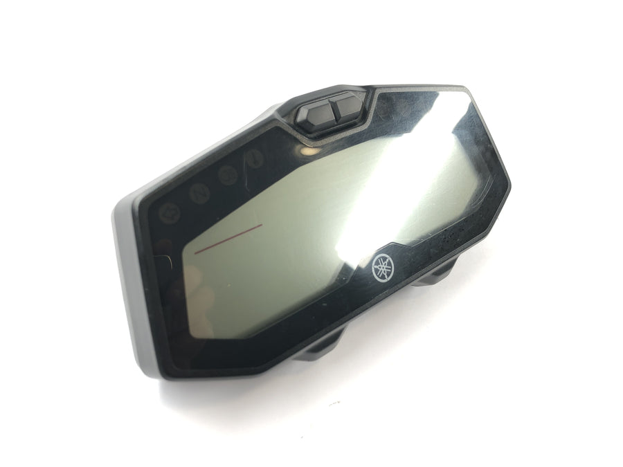 Yamaha MT07 RM04 [2014] - Speedometer cockpit instrument display speedometer 22 000 km