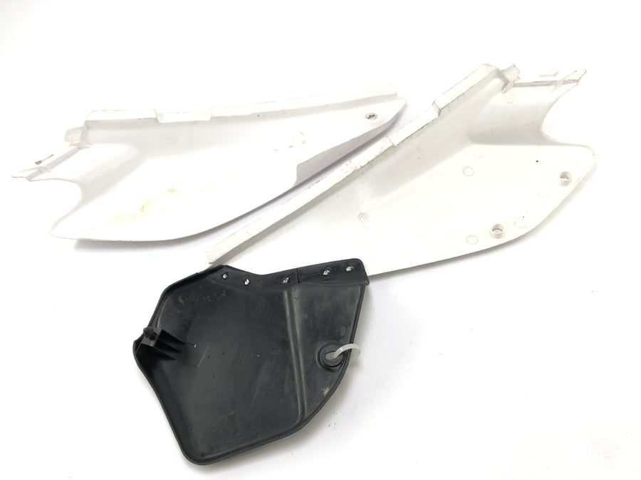 Yamaha DT 125 DE06 [2005] - Sidekledning til høyre og venstre