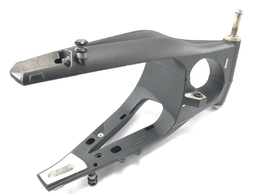 Triumph Street Triple R 675 D67LD [2010] - Swinge Back Wheel Swing