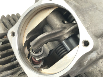Ducati Multistrada 1000 DS [2003] - Sylinderhode på den fremre ventiltogets liggende sylinder - 0
