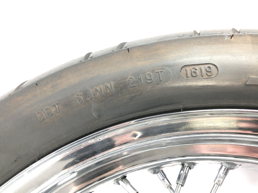 Triumph Bonneville T100 986MF [2012] - Felghjul på bakhjul 3,50 x 17" eikerhjul