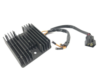 Triumph Sprint St 1050 [2005] - Kontroller likeretterspenningsregulator - 0