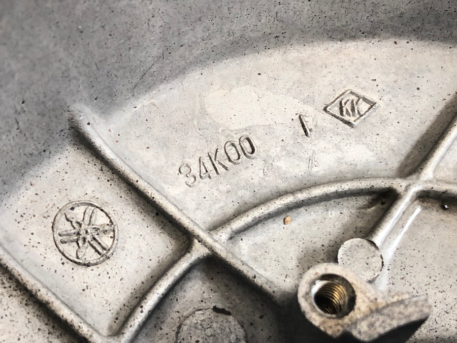 Yamaha XT 600 Zenter 34L [1985] - Lysmaskiner dekker motorlokk