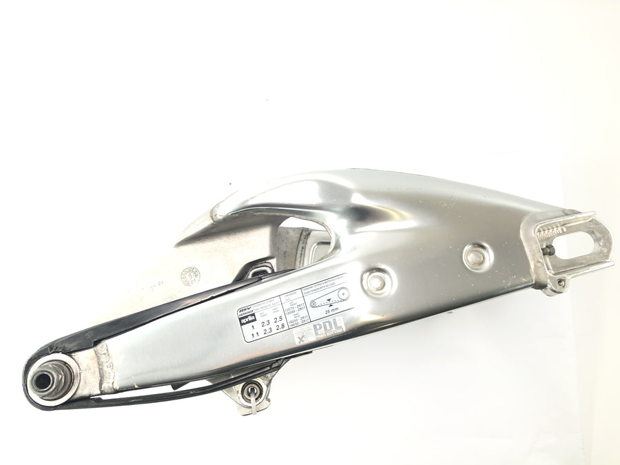 Aprilia RSV 1000 RP Mille [2001] - Svingarm bakhjul svingarm