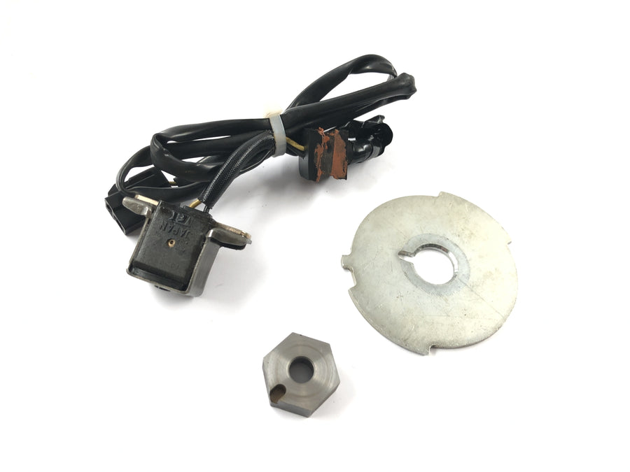 Kawasaki ZRX 1200 S ZRT20A [2001] - Tenningspulsgenerator pickup sensor pulshjulmutter