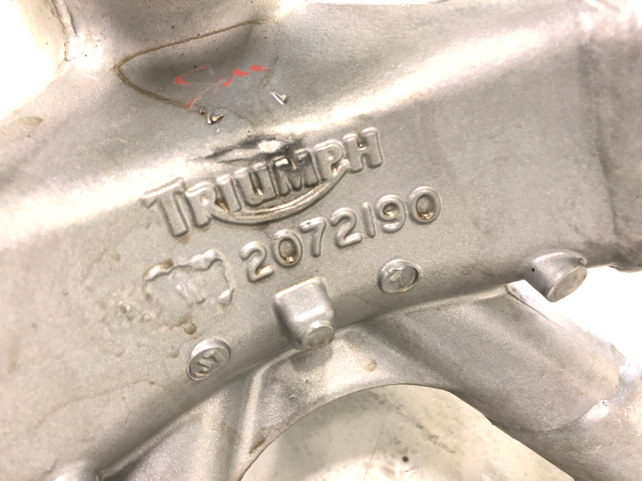 Triumph Daytona 955i T595 [1999] - ramme med papirer