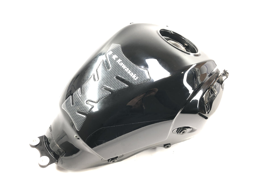 Kawasaki Versys KLE 650 A [2006] - Bensintank drivstofftank tankplate tankbeholder