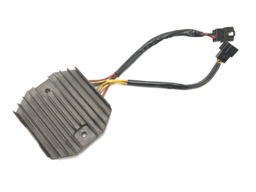 Triumph Speed Triple 1050 515NJ [2007] - Spenningsregulator Likeretterregulator