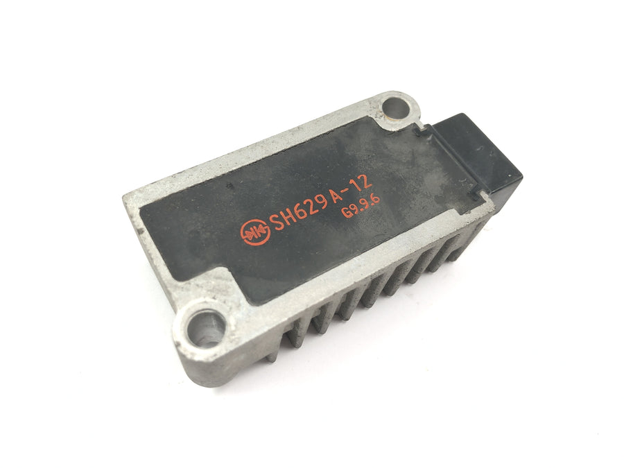 Yamaha WR 125 X DE07 [2010] - Spenningsregulator likeretter regulator ladekontroller 12V
