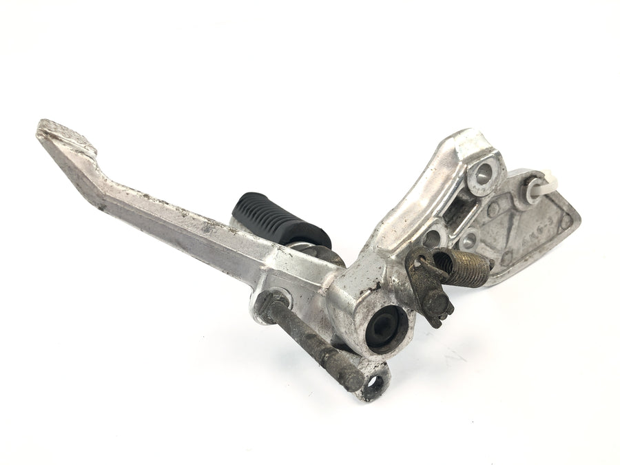 Yamaha XJR 1200 4PU [1996] - Førerfotstøtte til høyre med bremsepedal og holder