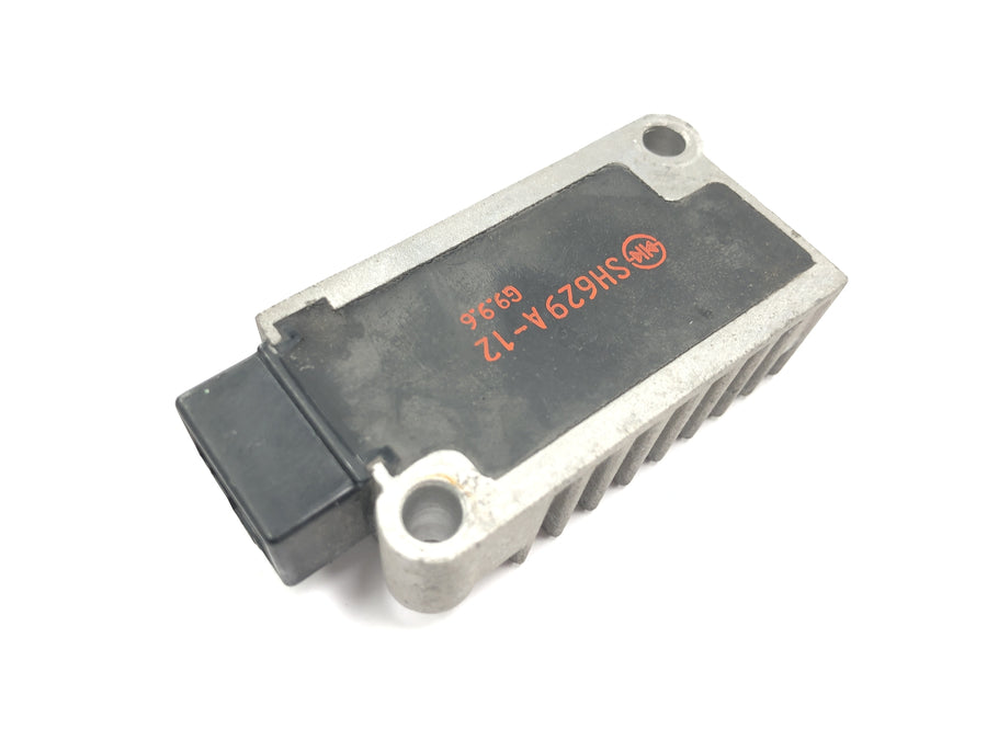 Yamaha WR 125 X DE07 [2010] - Spenningsregulator likeretter regulator ladekontroller 12V