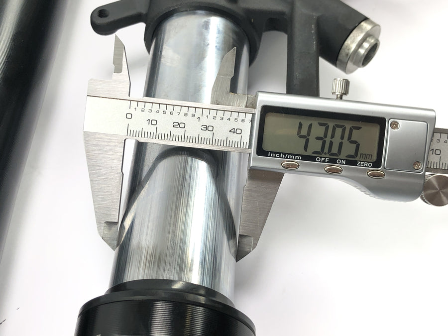 Honda CBR 1000 RR SC59 [2008] - Gaffel teleskopgaffel USD med aksel forgaffel