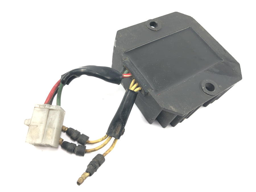 Honda XL 600 RM PD03 [1985] - Spenningsregulator likeretter regulator laderegulator 12V