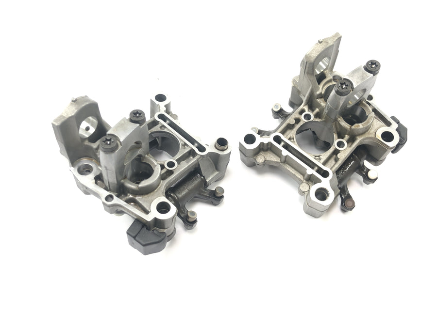 BMW R 1150 R R21 [2001] - Kipphebelbock Nockenwellenlagerbock Ventiltrieb links und rechts